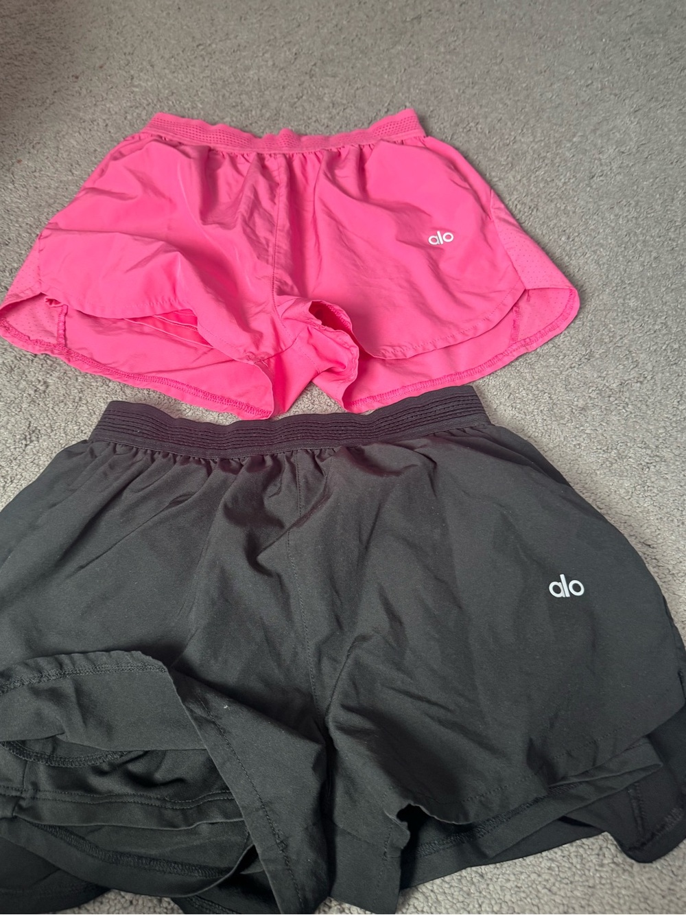 ALO Yoga Women's Athletic Shorts - Hot Pink & Black